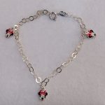 PULSEIRA PRATA CRIANÇA COM PENDENTES  MINNIE MOUSE